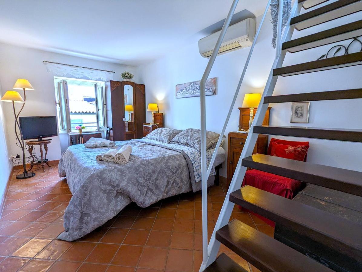 Апартаменты La Casa Delle Fate Сиракузы Экстерьер фото